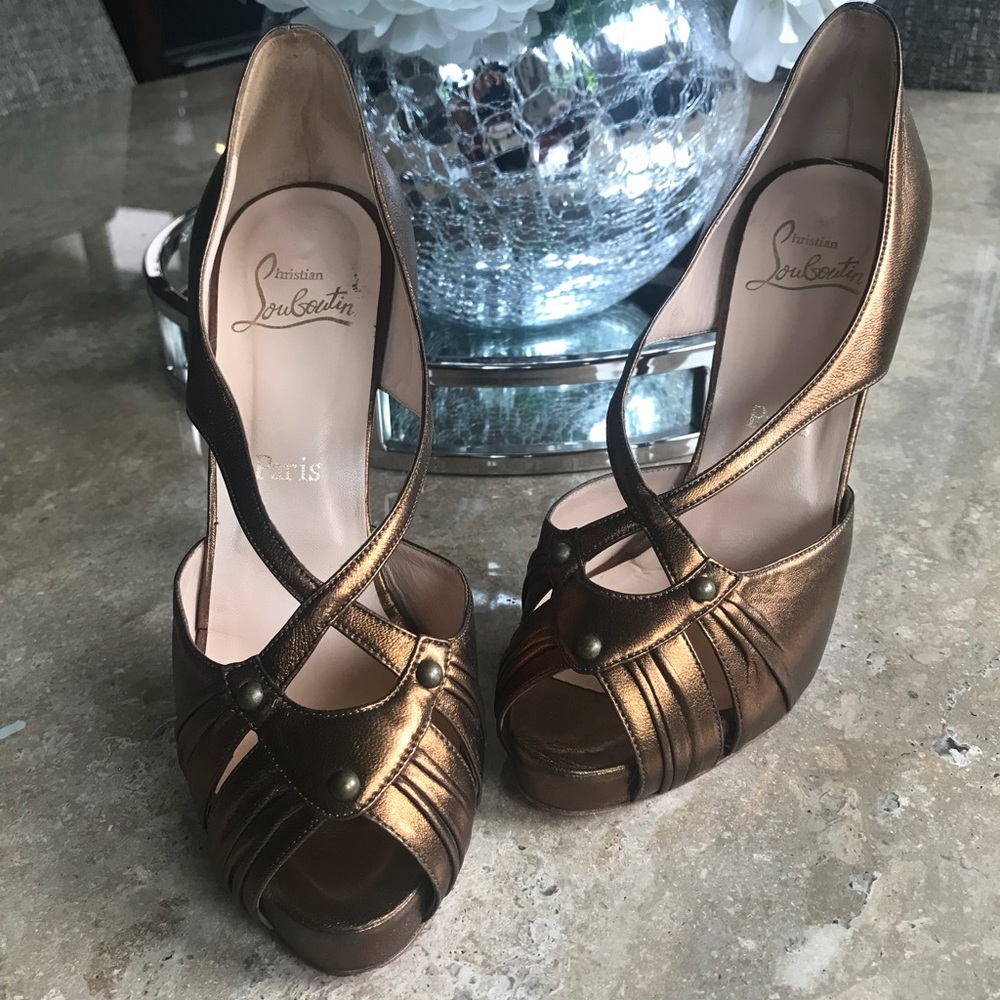 Christian Louboutin Bronze Platform Heels 39.5 Gem